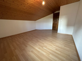 Upper Floor Room back right